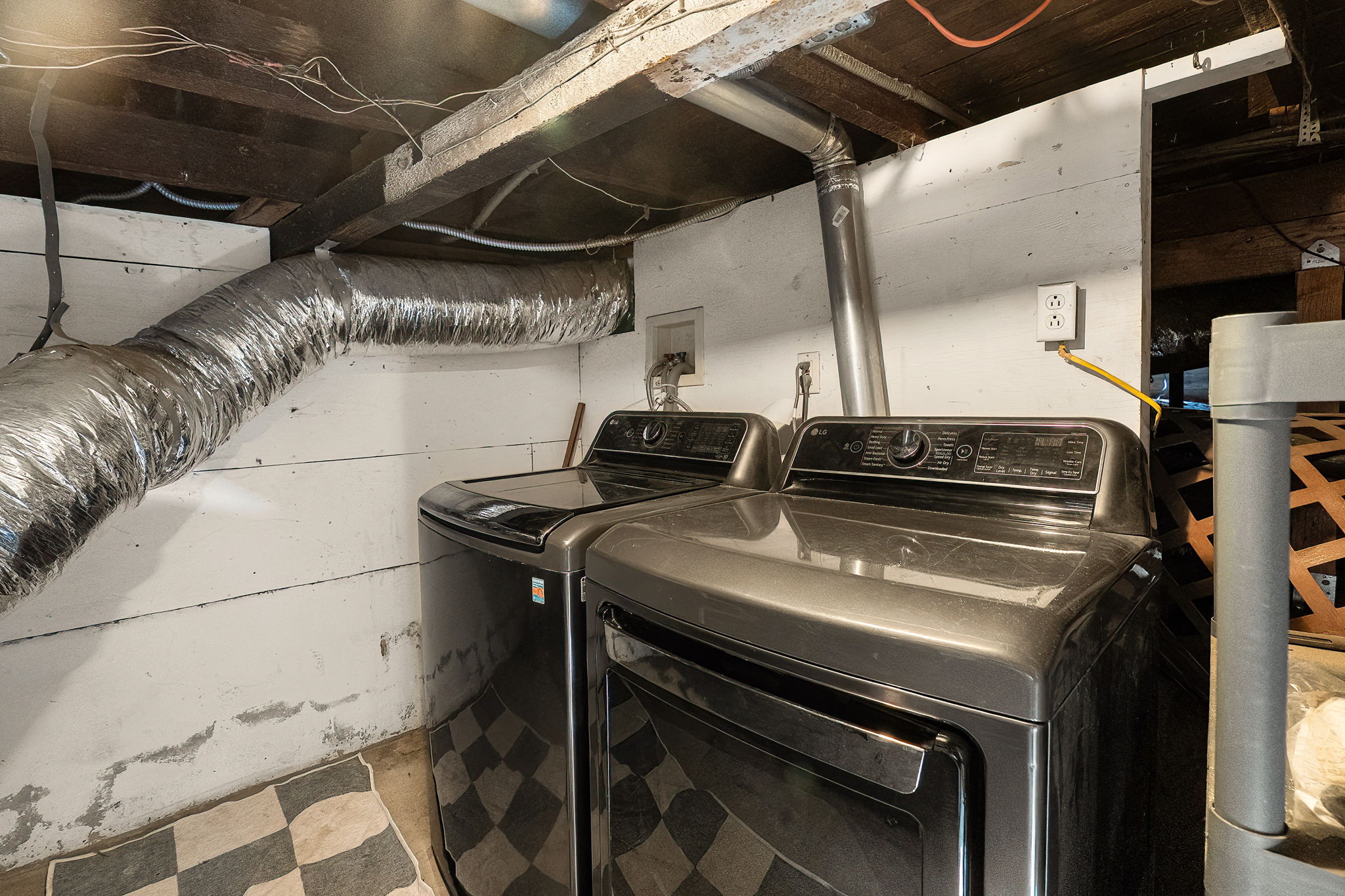 1337 Neola Street-57