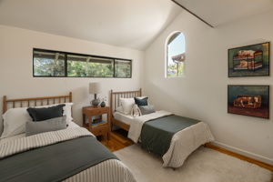1337 Neola Street-36