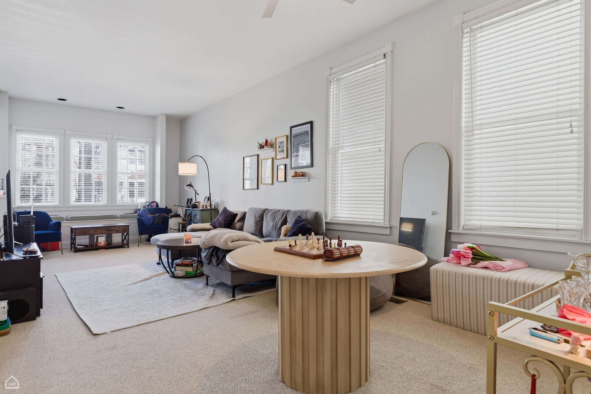 1337 W Barry Ave 1 - Matt Liss_003