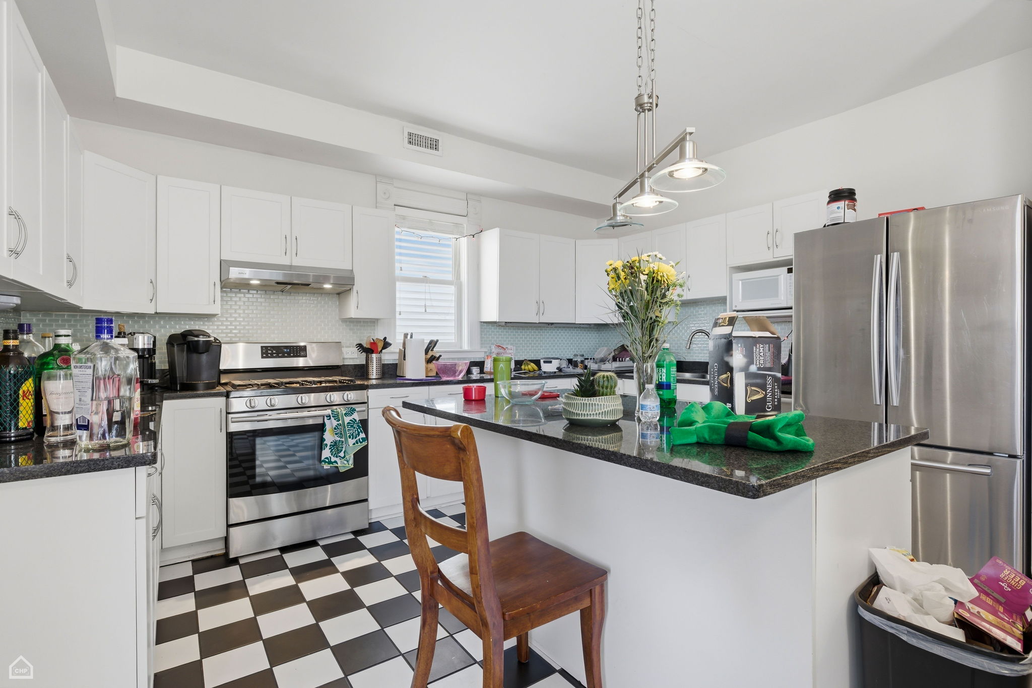 1337 W Barry Ave 2 - Matt Liss_006