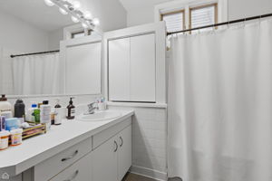 1337 W Barry Ave 1 - Matt Liss_005