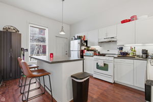 1337 W Barry Ave 1 - Matt Liss_006