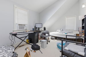 1337 W Barry Ave 2 - Matt Liss_009