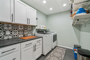 18_Interior
