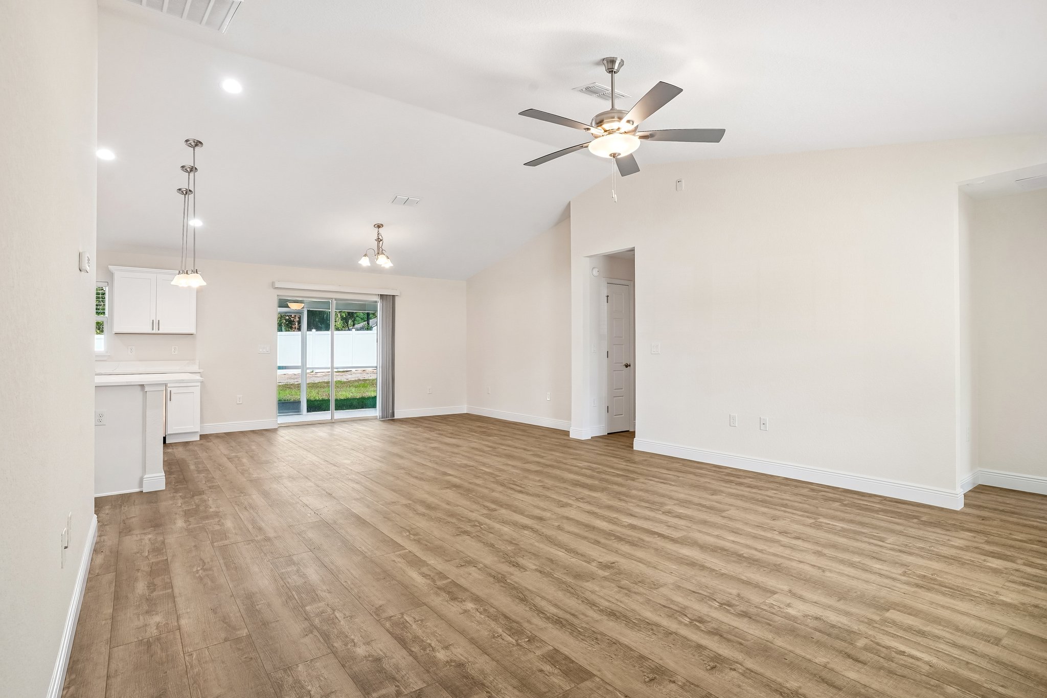 SW 71st Ct-S2808-006.jpg