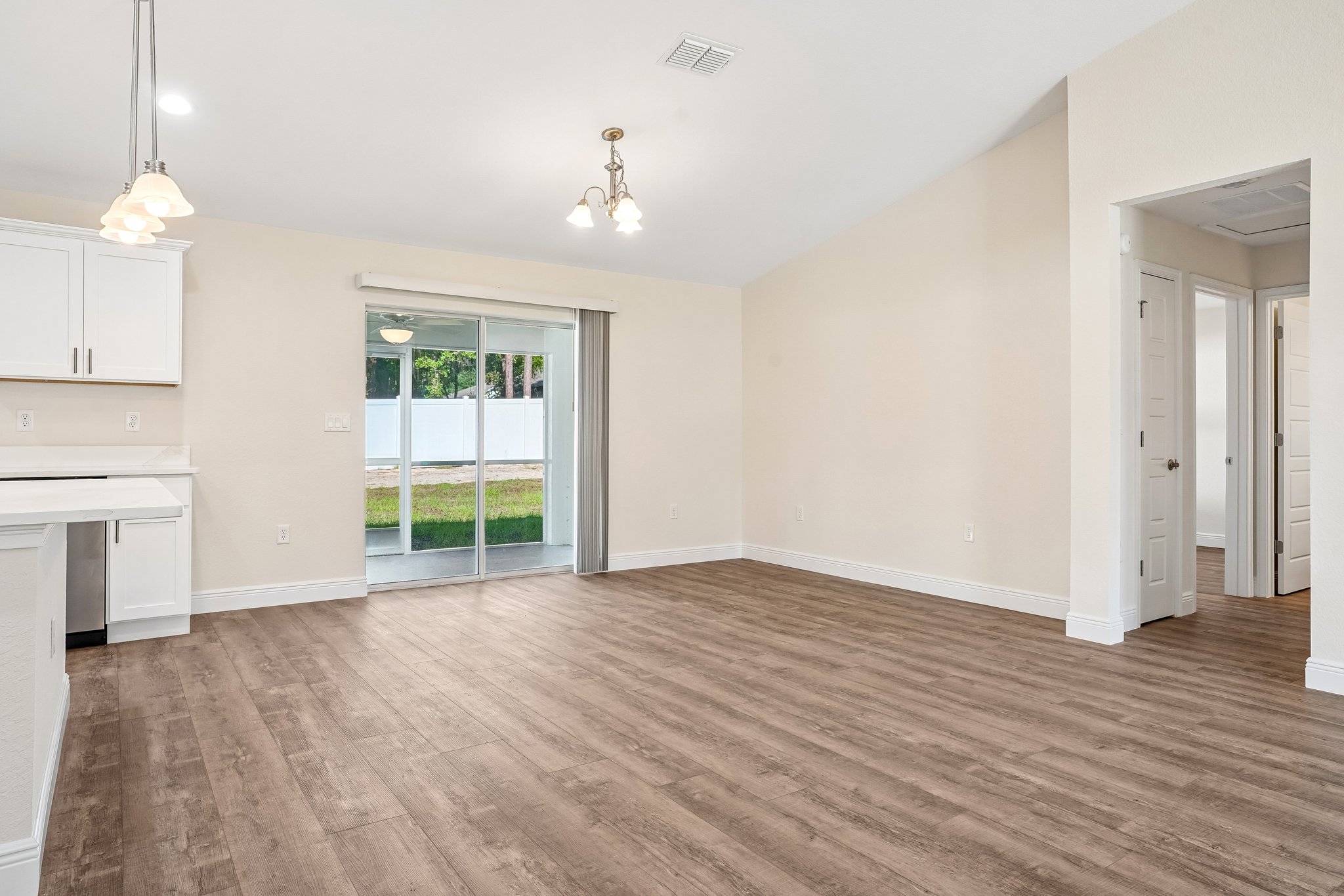 SW 71st Ct-S2808-011.jpg