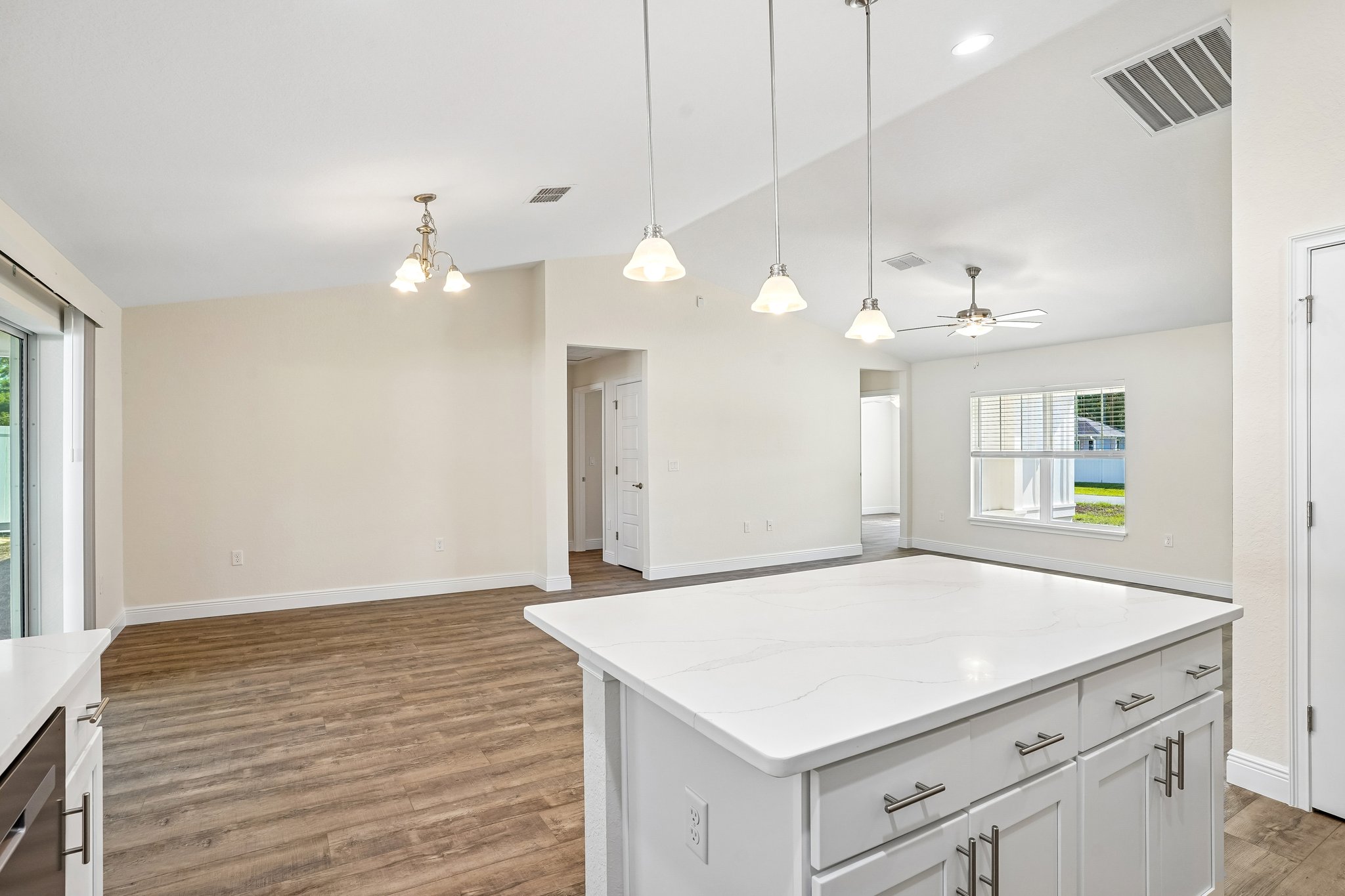 SW 71st Ct-S2808-016.jpg