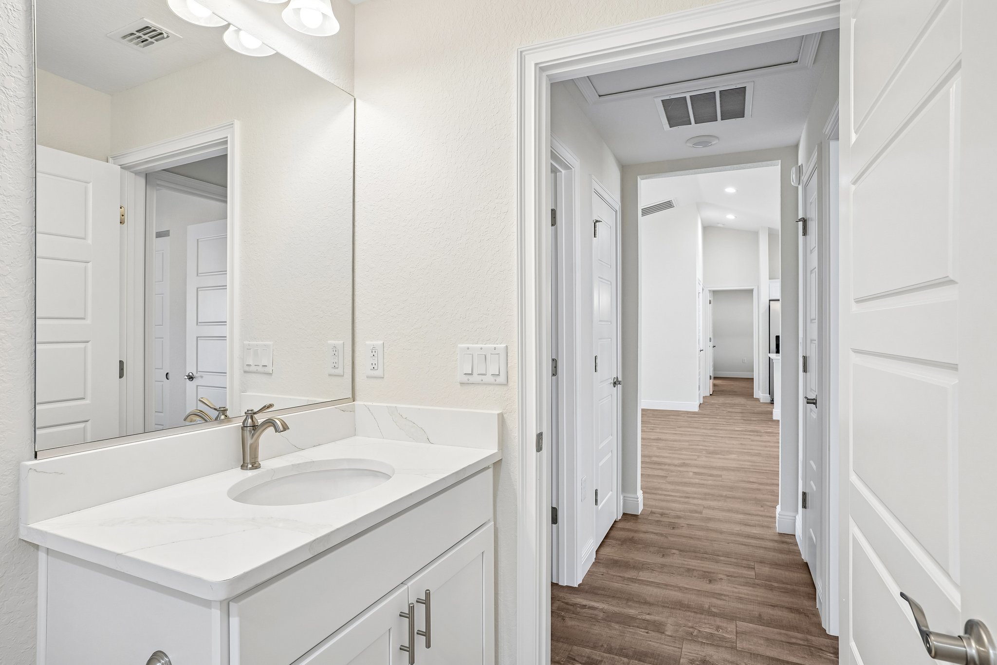 SW 71st Ct-S2808-030.jpg