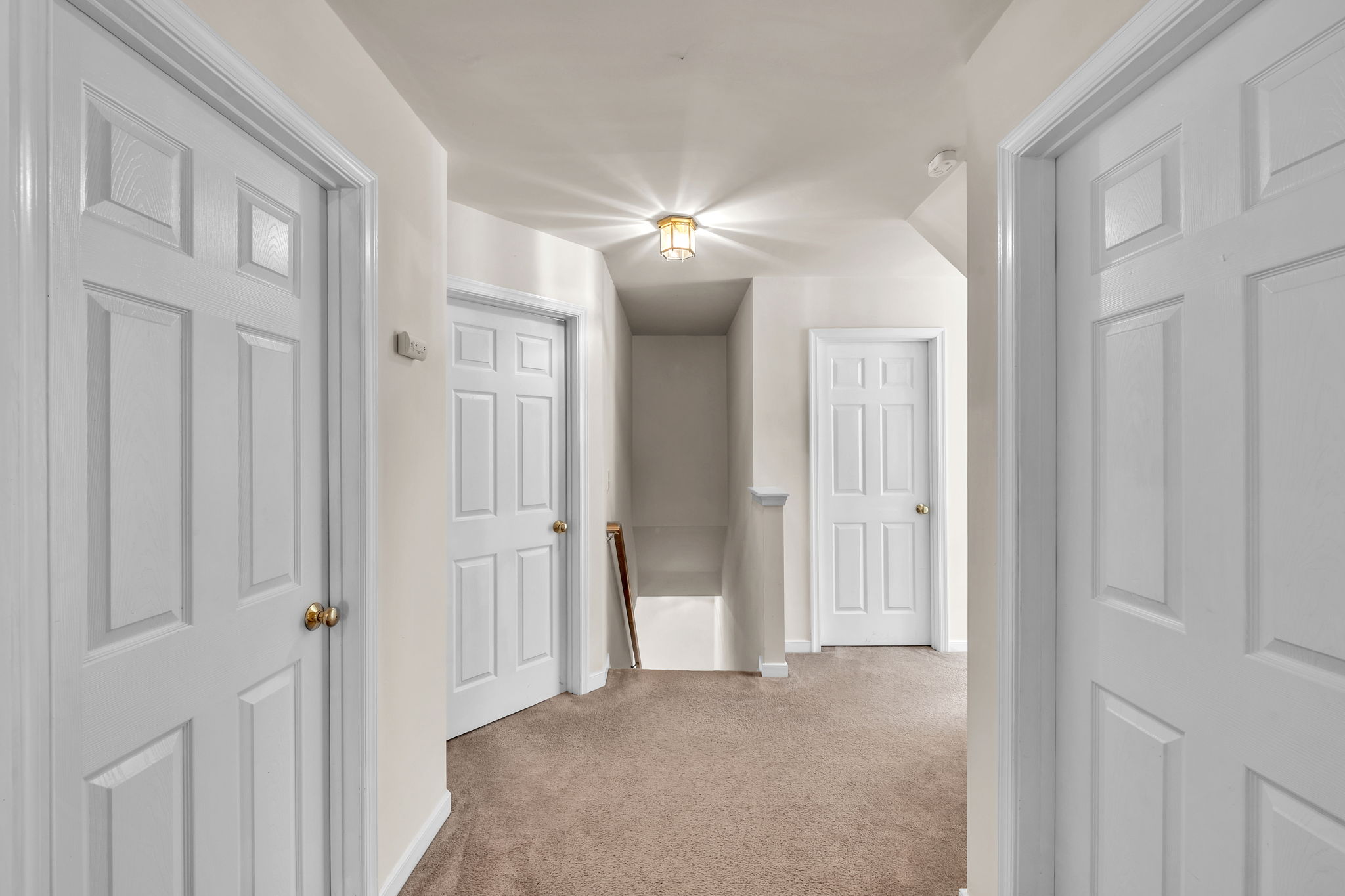 2ND FLOOR HALLWAY
