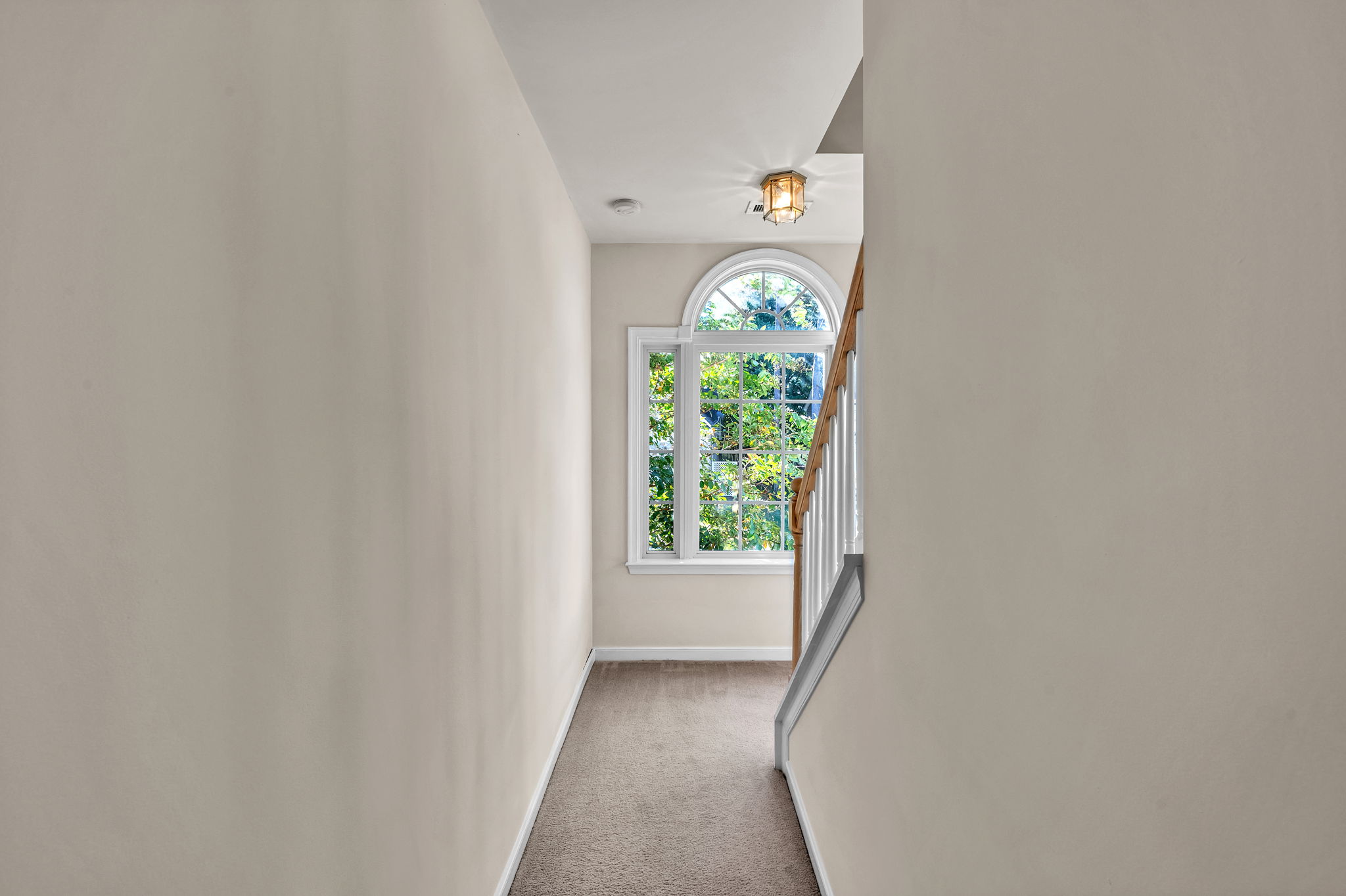 HALLWAY TO 3RD FLOOR
