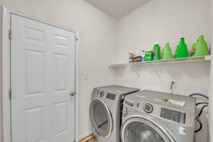 LAUNDRY RM