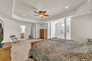 PRIMARY SUITE TRAY CEILINGS