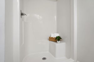  Photo 36