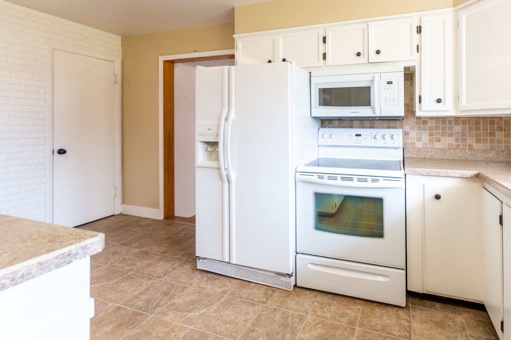  1339 Wicks Ln, Billings, MT 59105, US Photo 12