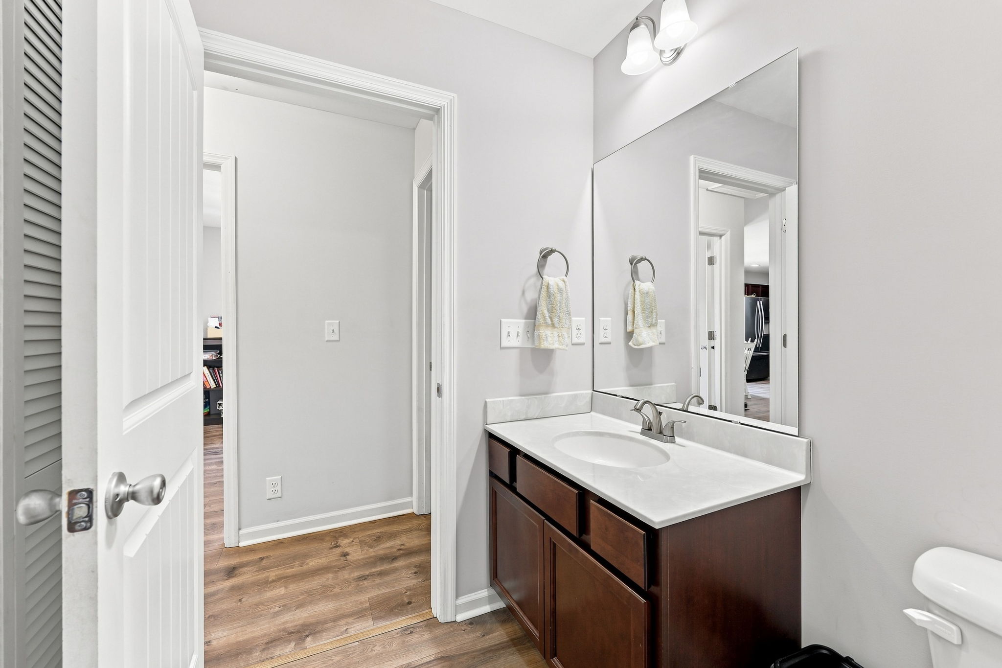 Guest Half Bath/Laundry