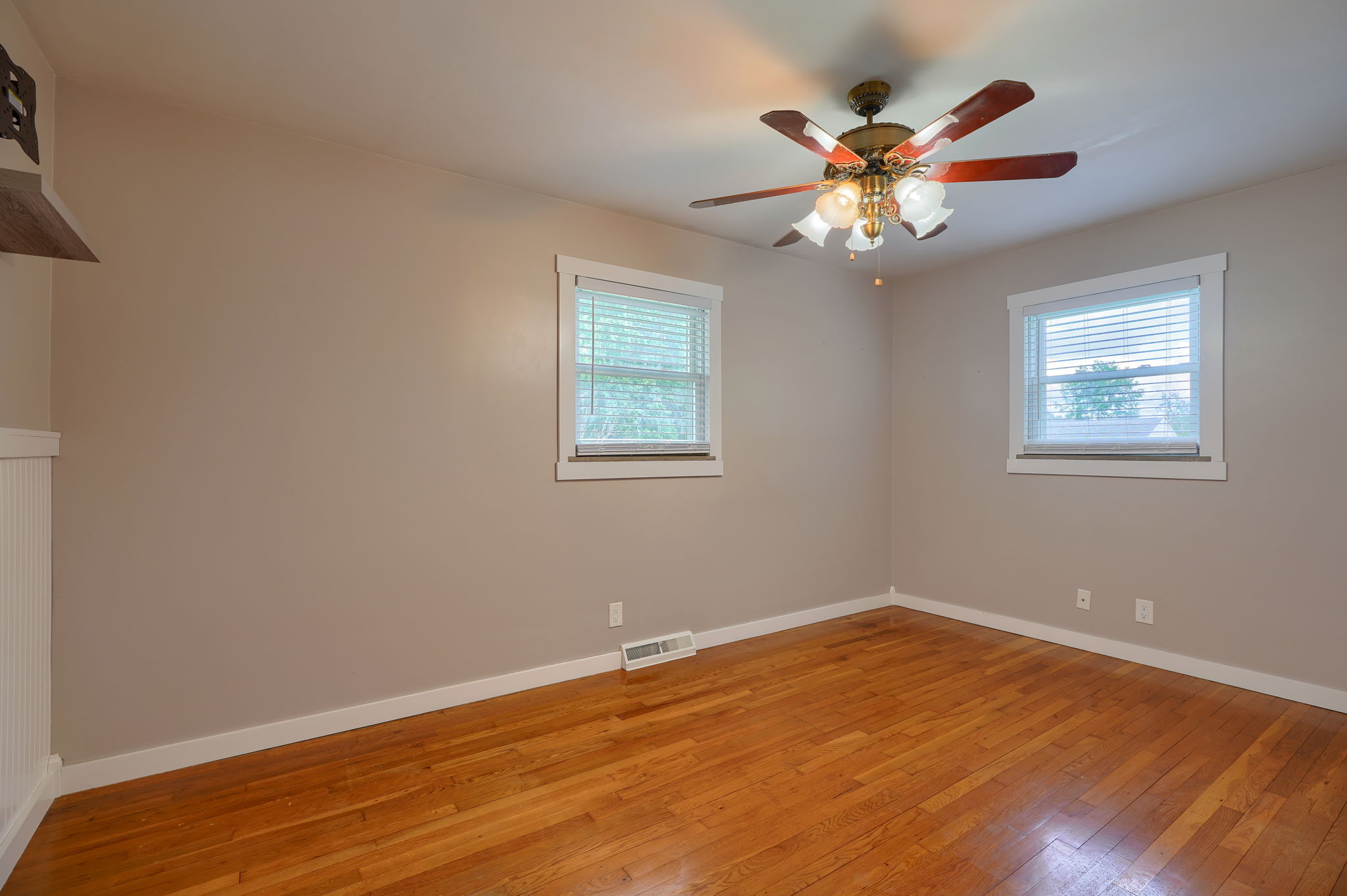134 Cynthia St (34)
