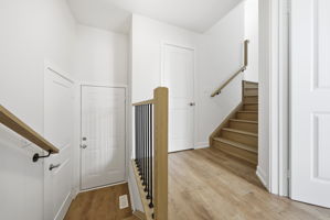  Photo 32