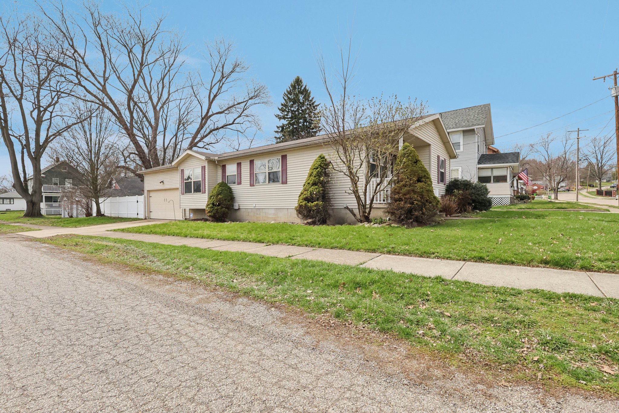 Hazelwood Ave-S2603-003.jpg