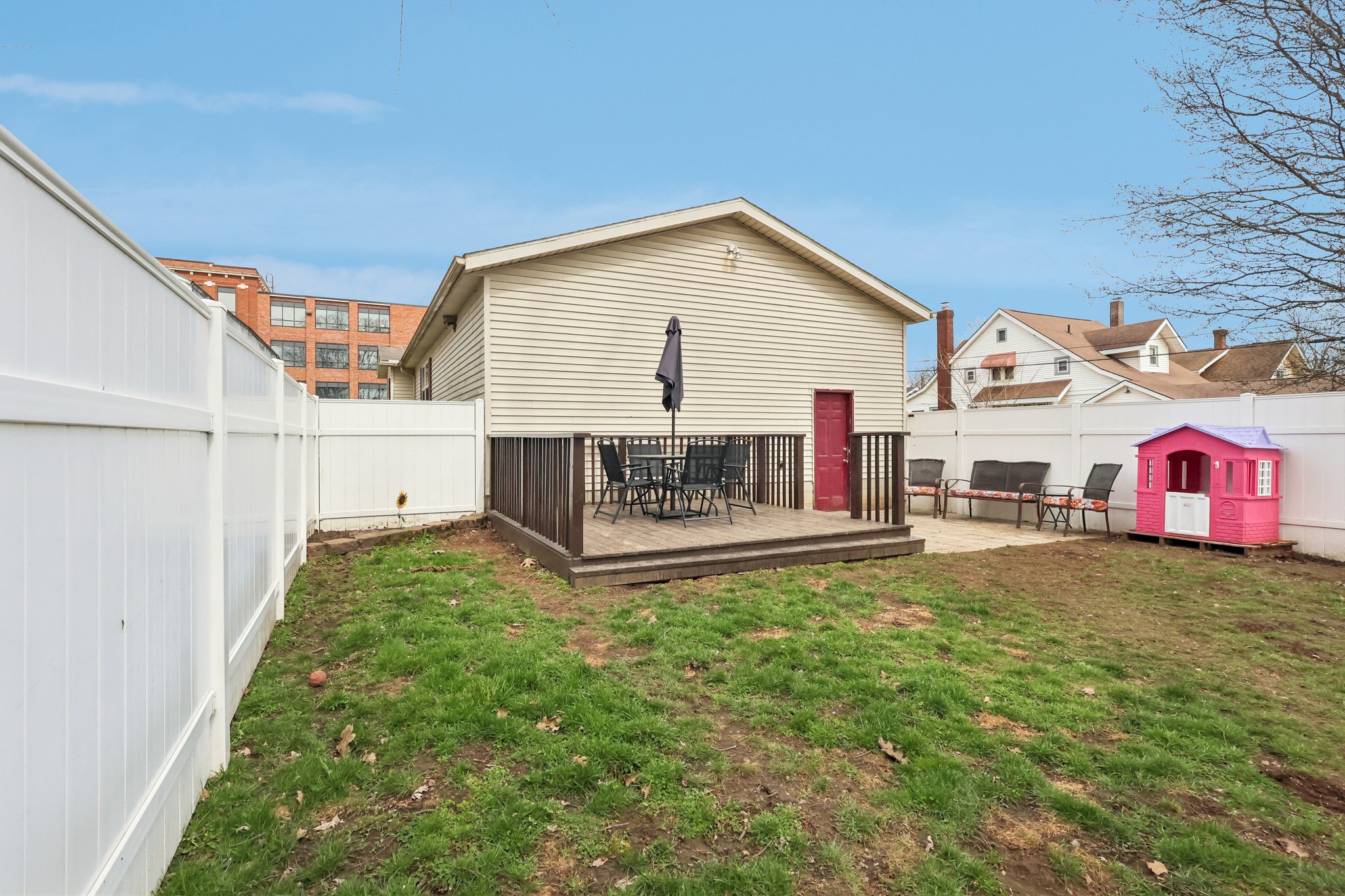 Hazelwood Ave-S2603-046.jpg