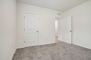 Hickory Course Trl-S0107-030.jpg