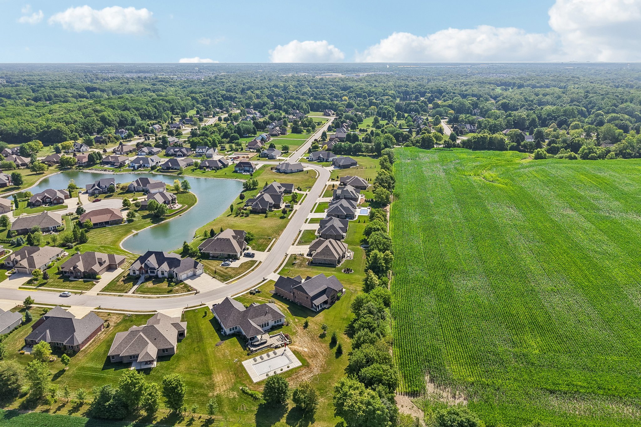 Lakeside Dr-S1907-064.jpg