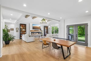 Lakeside Dr-S1907-016.jpg