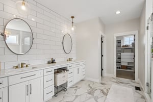 Lakeside Dr-S1907-033.jpg