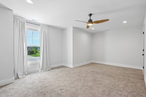 Lakeside Dr-S1907-036.jpg