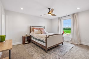 Lakeside Dr-S1907-044.jpg