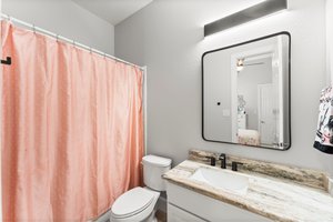  Photo 43