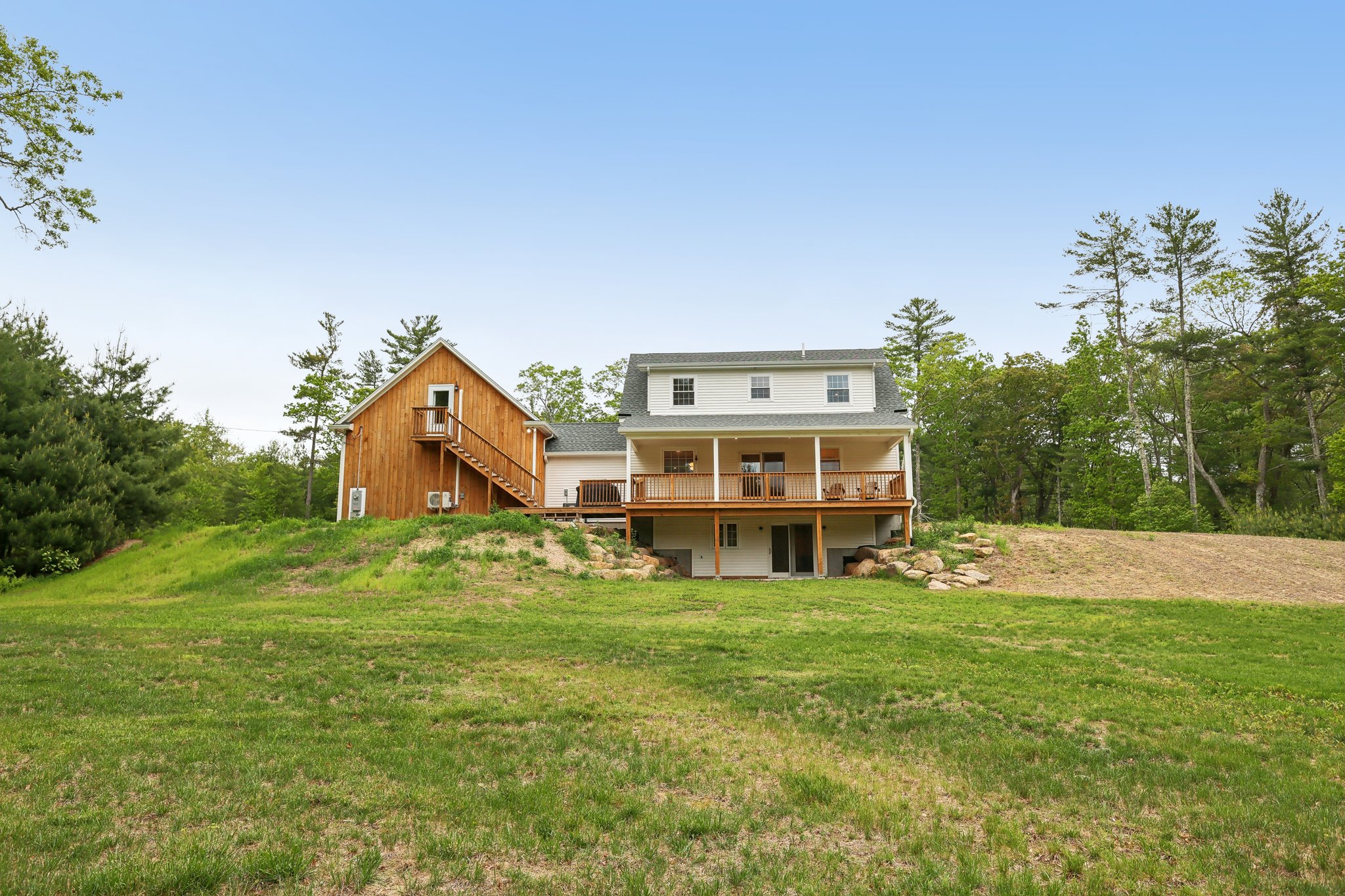 Sharpe St-2205-035.jpg