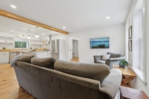 Sharpe St-2205-007.jpg