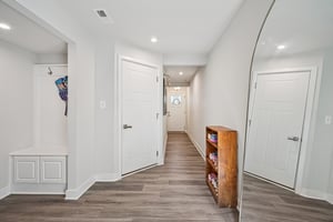 Torrey Dr-S0210-034.jpg