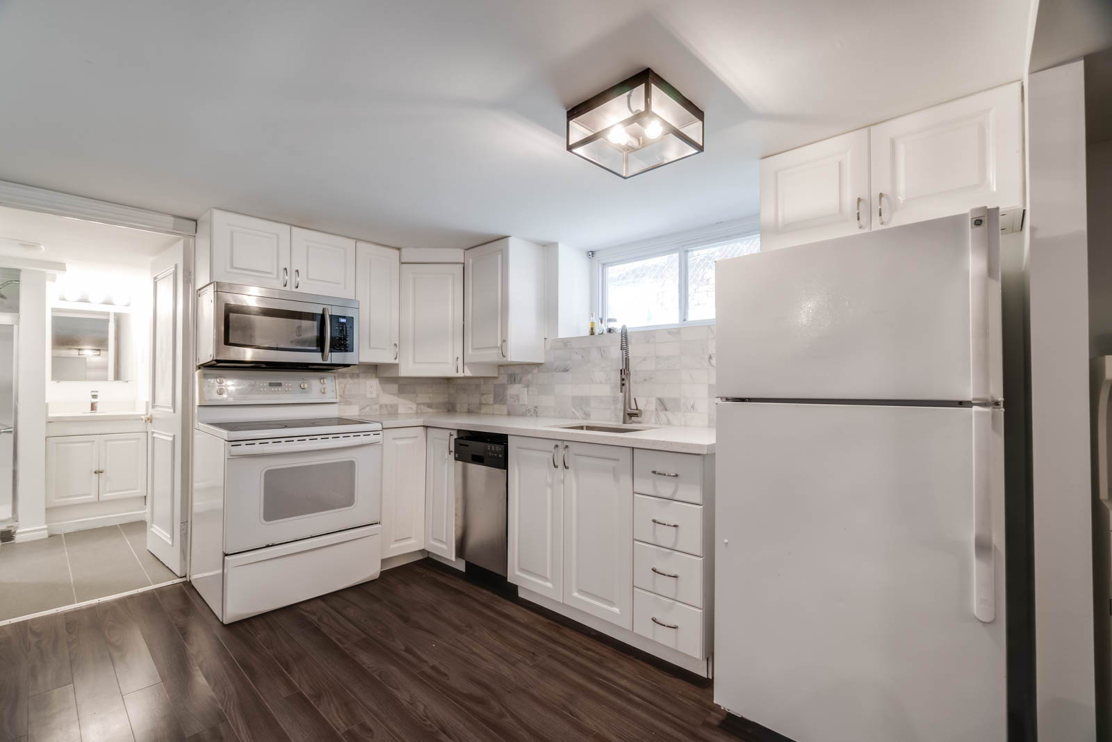 Toronto property showcase — delivered property photograph 80