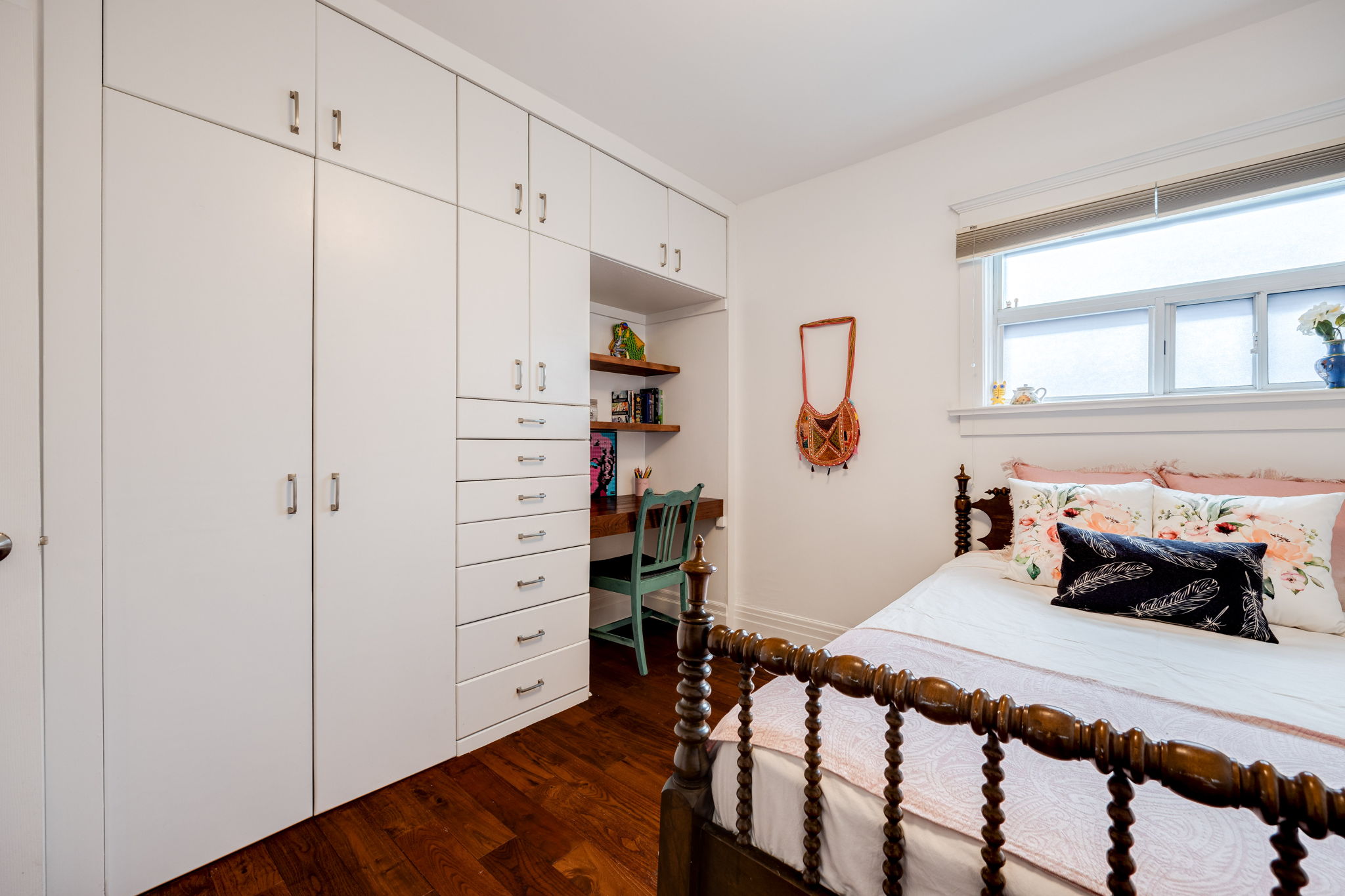 Toronto property showcase — delivered property photograph 38