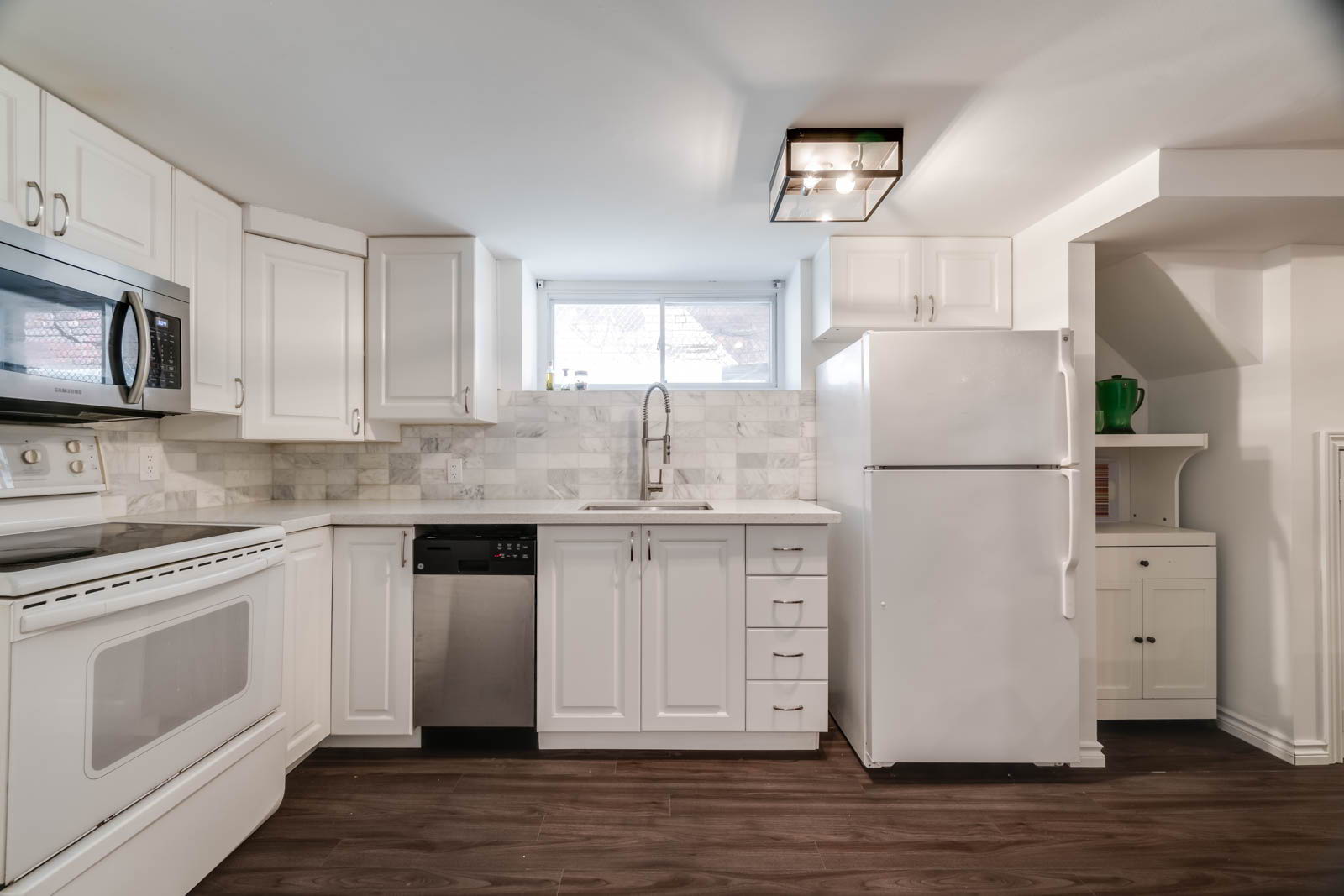 Toronto property showcase — delivered property photograph 82