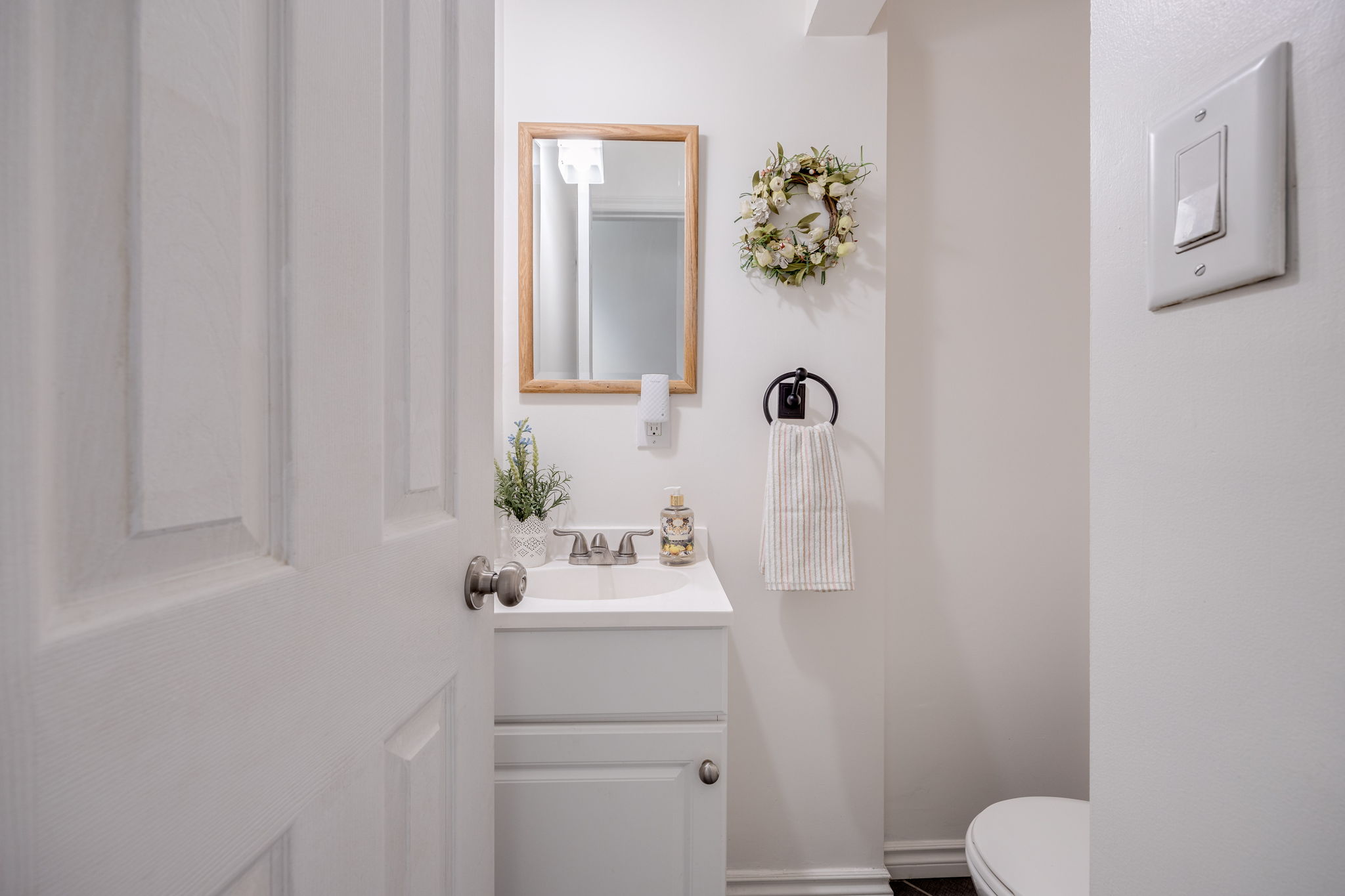 Toronto property showcase — delivered property photograph 27
