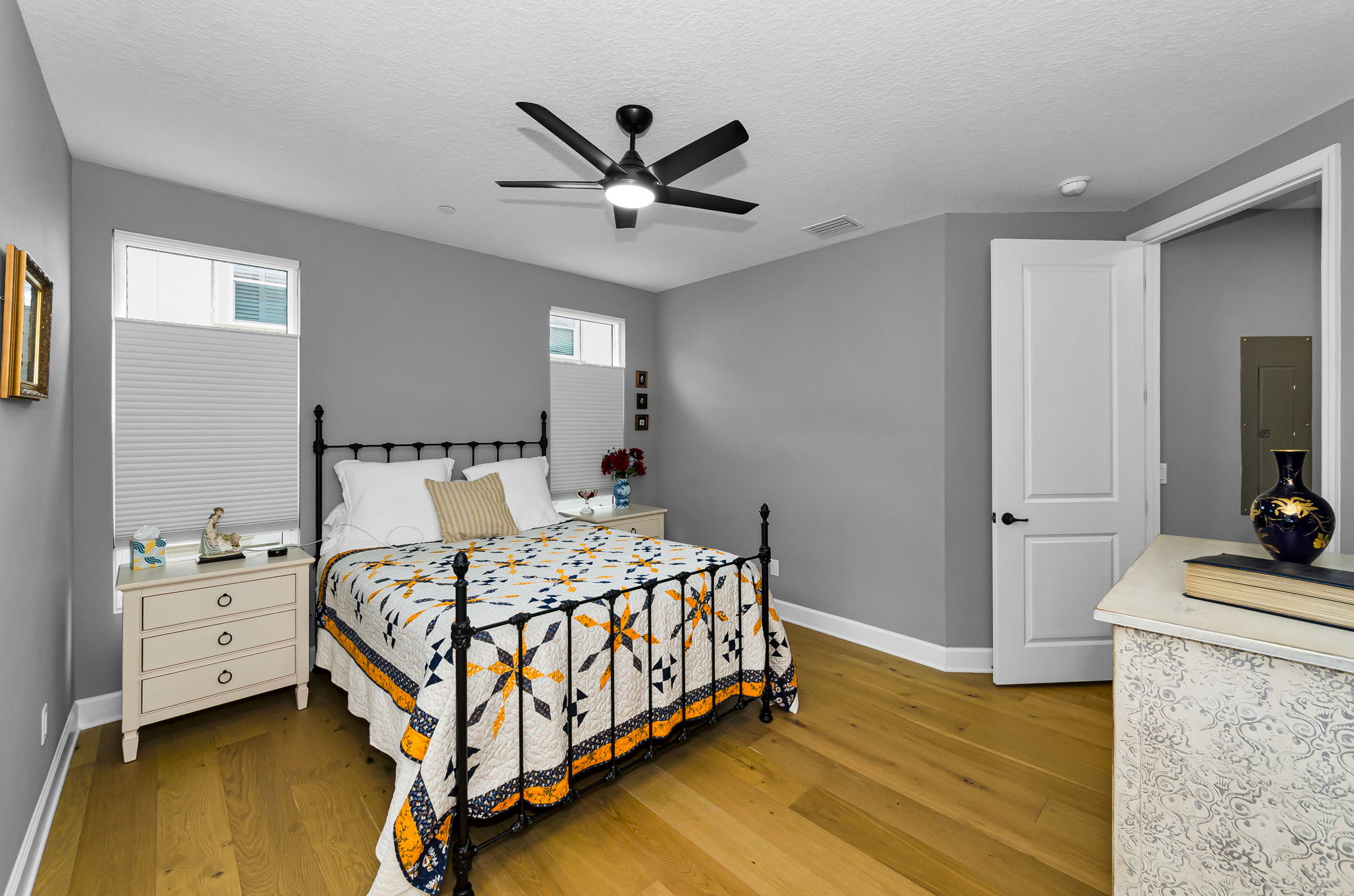 Main Level Bedroom3d
