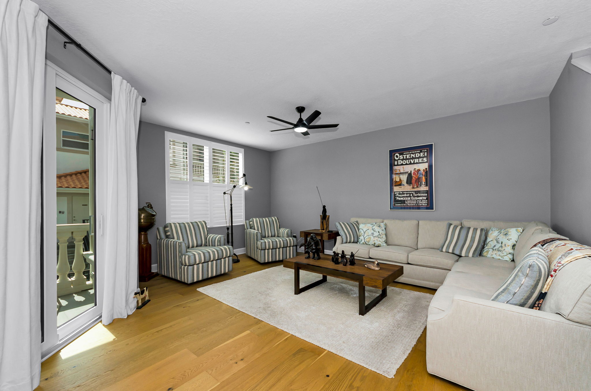 Main Level Living Room1