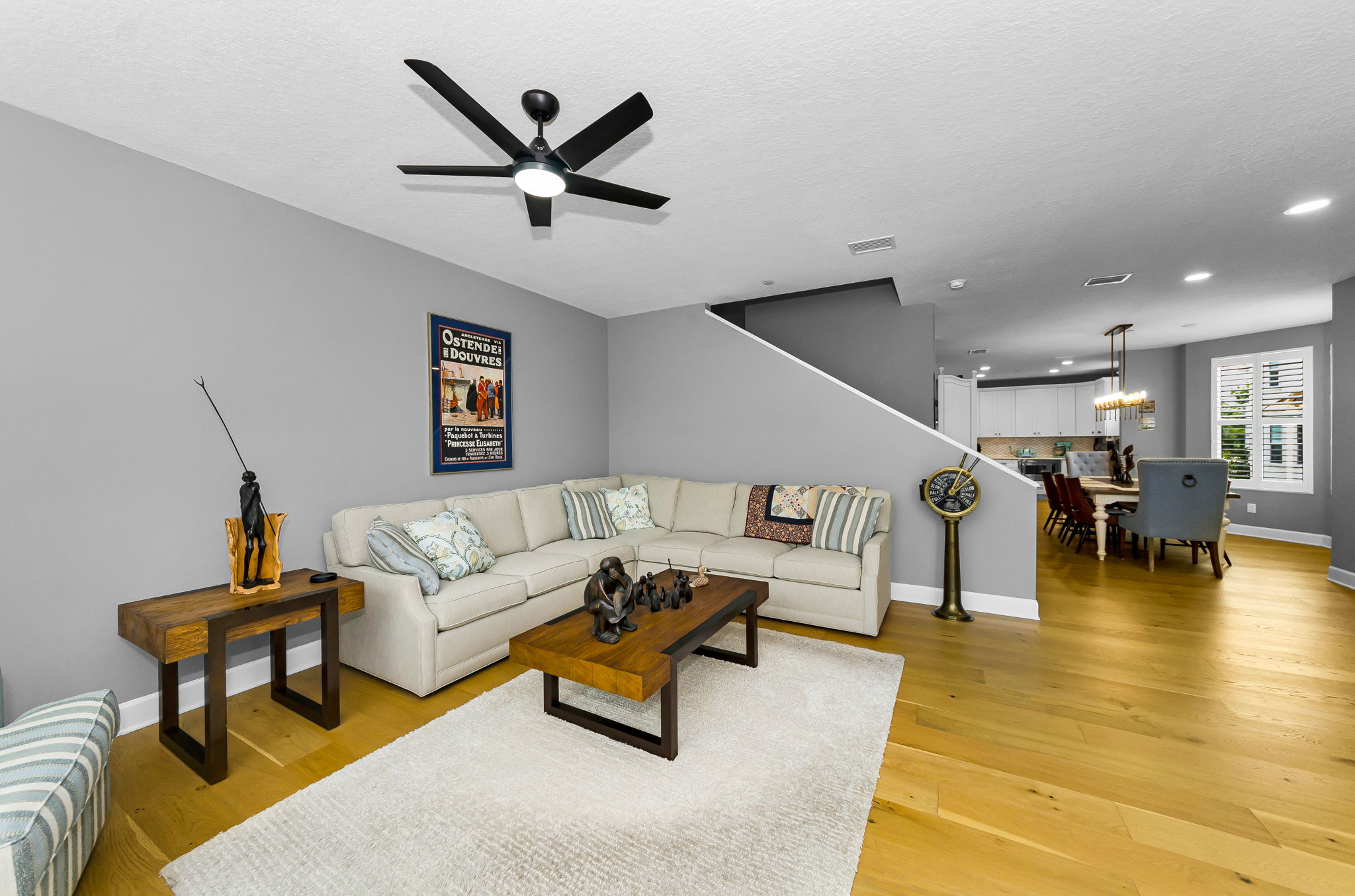 Main Level Living Room9