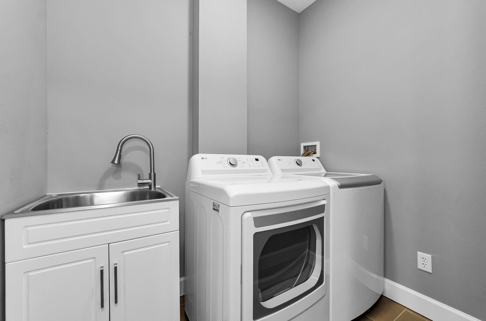 Upper Level Laundry Room
