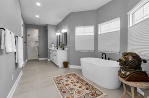 Upper Level Primary Bathroom1a