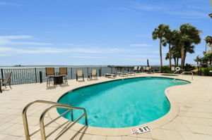 Pool8