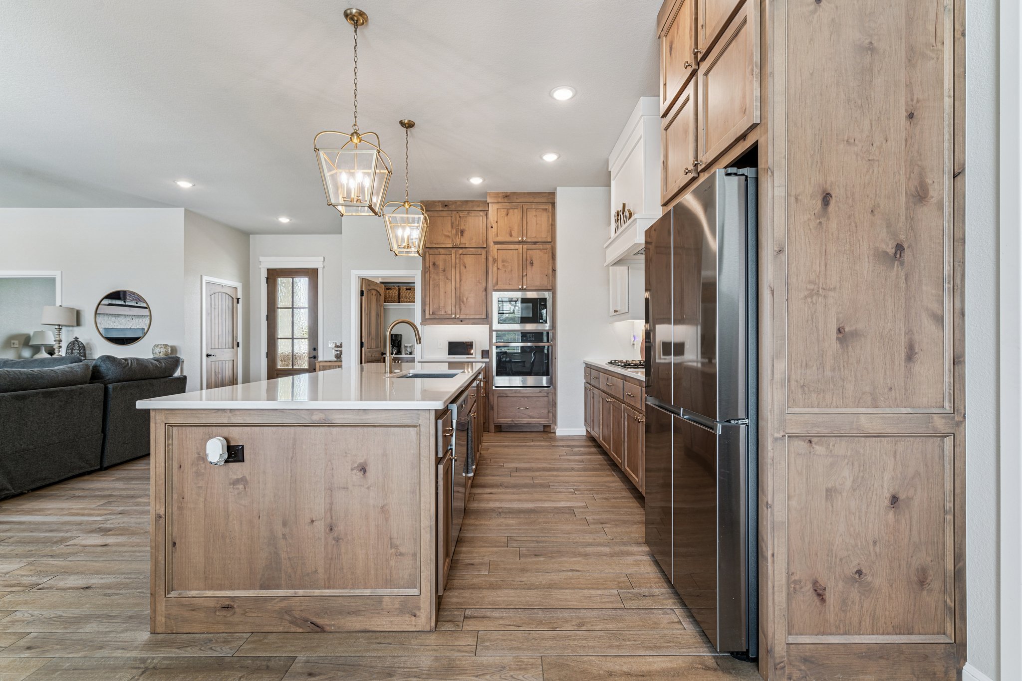 1340 Glenwood Dr_016.jpg