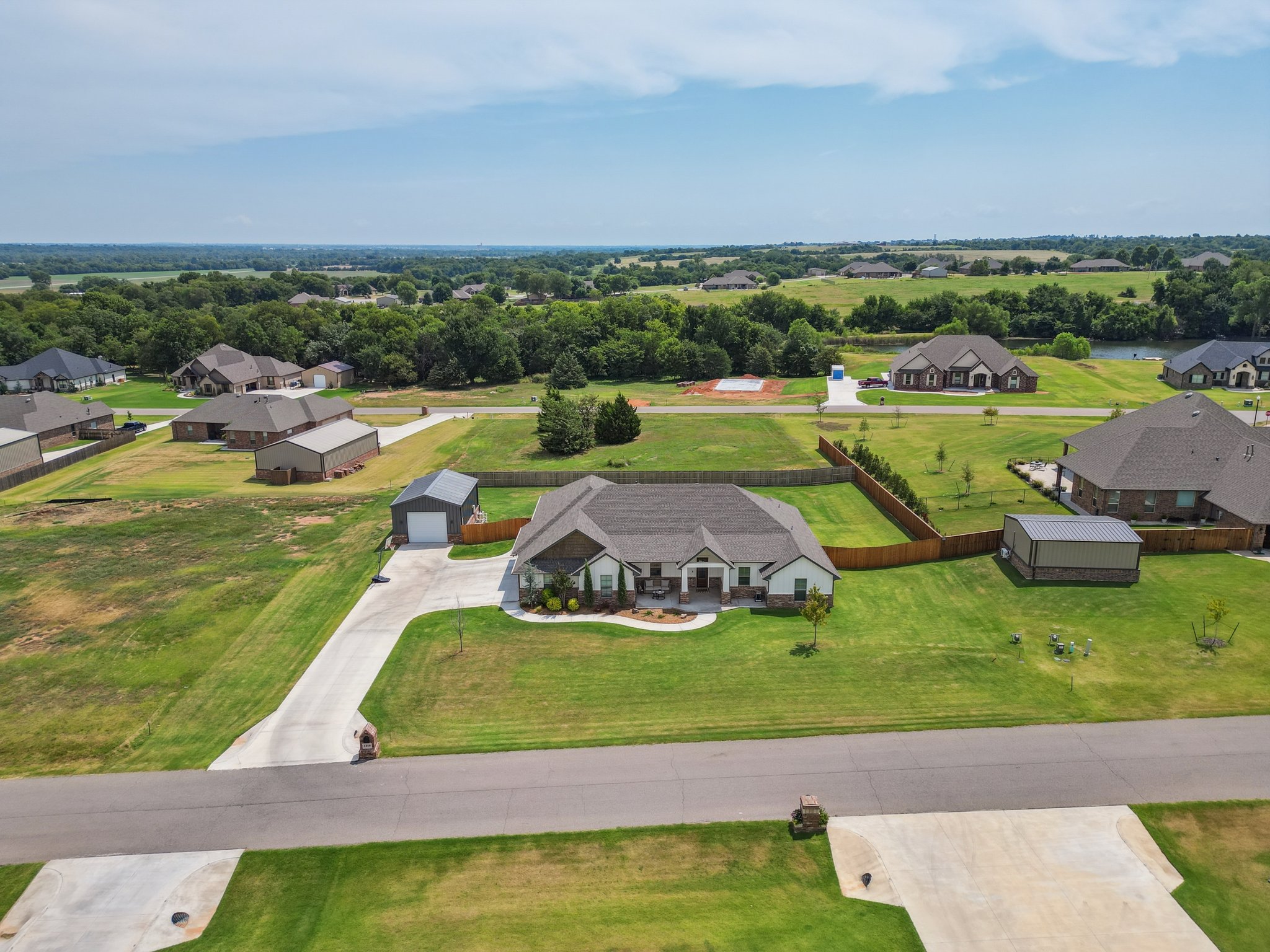 1340 Glenwood Dr_043.jpg