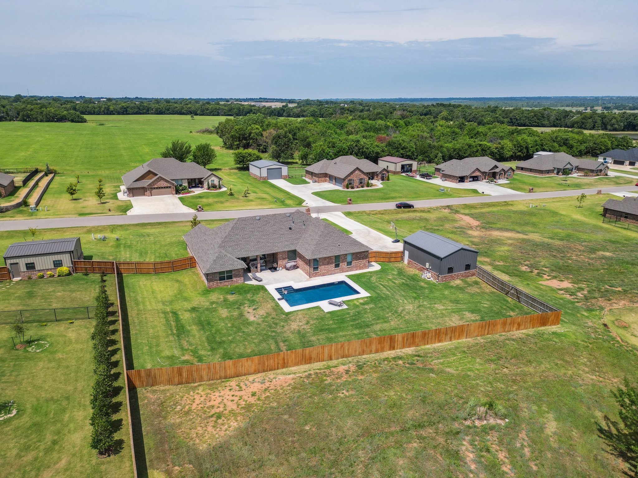 1340 Glenwood Dr_044.jpg