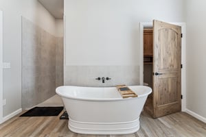 1340 Glenwood Dr_025.jpg