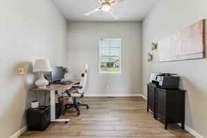 1340 Glenwood Dr_038.jpg