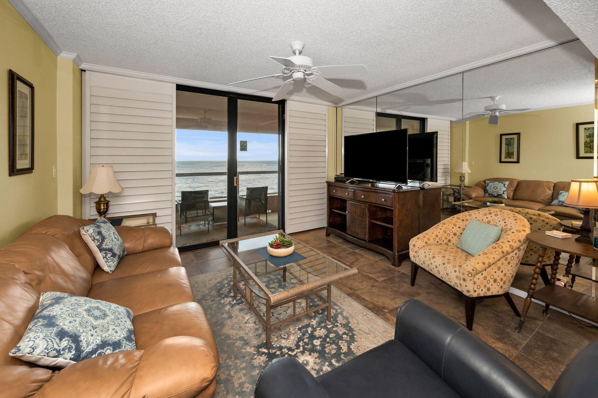 Living Room4