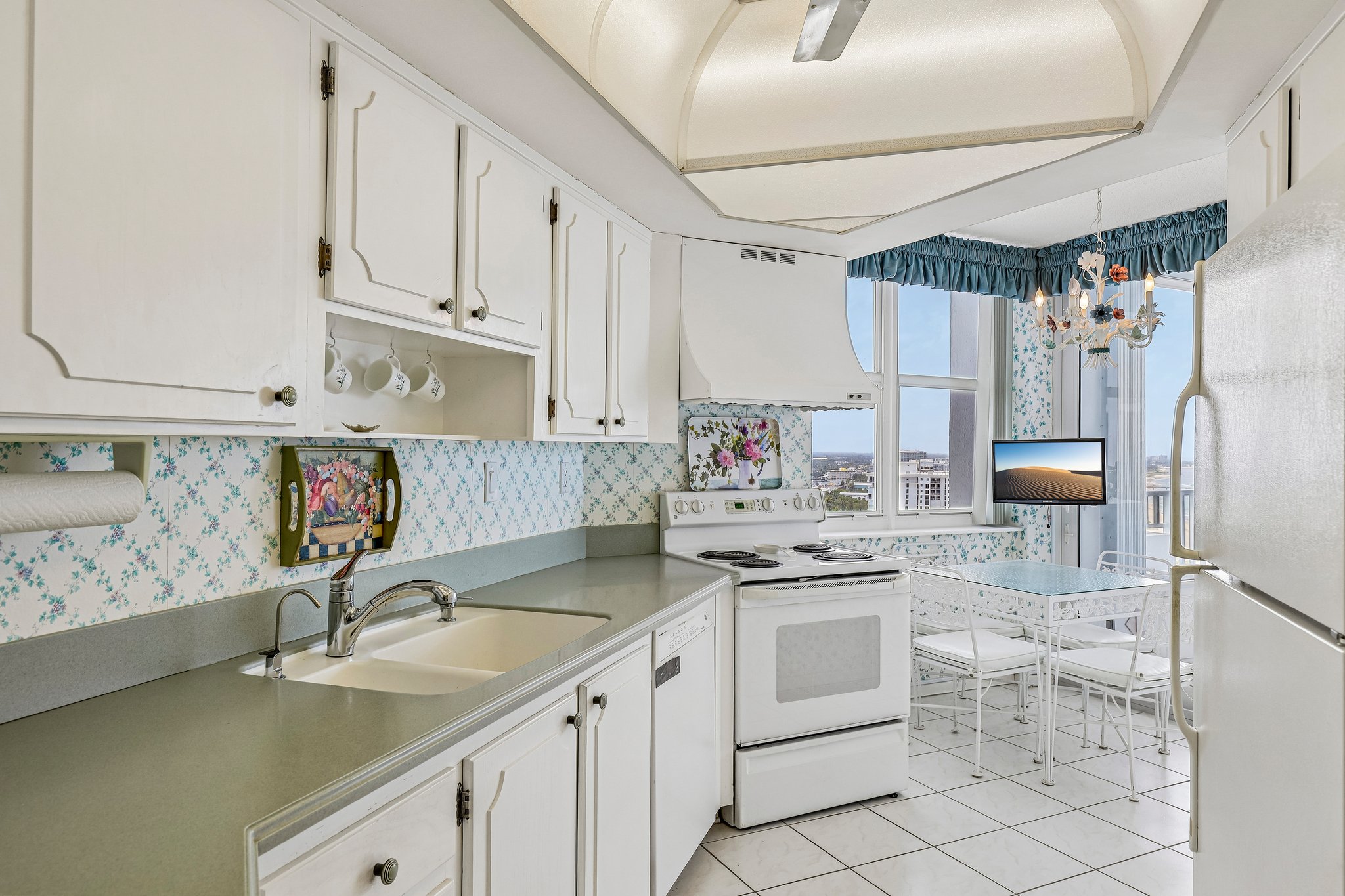 Views carry through the kitchen